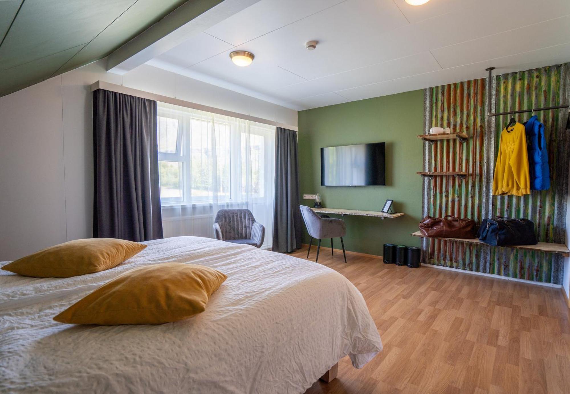 Hotel Breiddalsvik Bagian luar foto