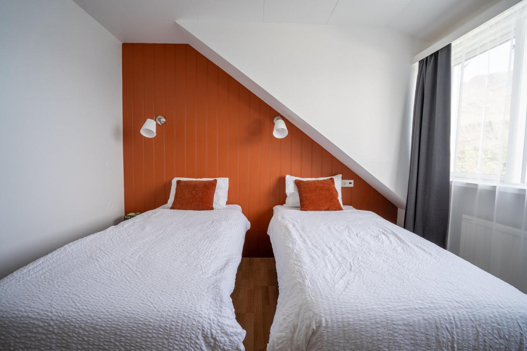 Hotel Breiddalsvik Bagian luar foto