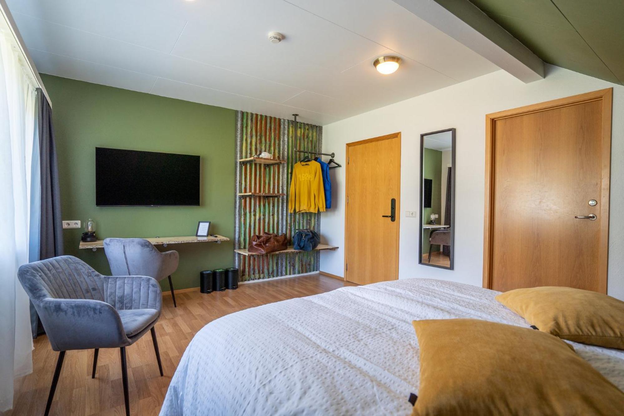Hotel Breiddalsvik Bagian luar foto